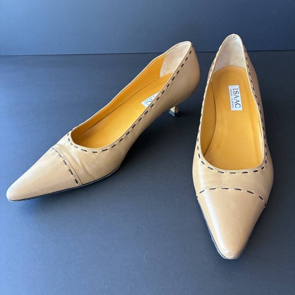 Isaac (Isaac Mizrahi) Vintage Pointed Toe Kitten Heel Shoes Tan / Black 9 ½ M